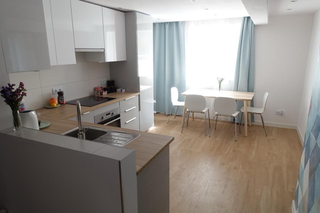 Three Rooms Apartment 克拉科夫 外观 照片